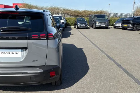  PEUGEOT e-2008 54kWh GT Auto 5dr (7kW Charger) Thumbnail #39