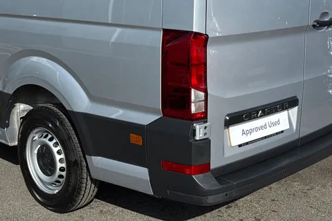 BV74UBN Volkswagen Crafter 2.0 TDI 140PS Commerce High Roof Van Thumbnail #9