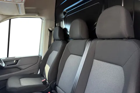 BV74UBN Volkswagen Crafter 2.0 TDI 140PS Commerce High Roof Van Thumbnail #17