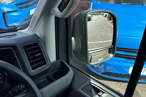 BV74UBN Volkswagen Crafter 2.0 TDI 140PS Commerce High Roof Van Thumbnail #22