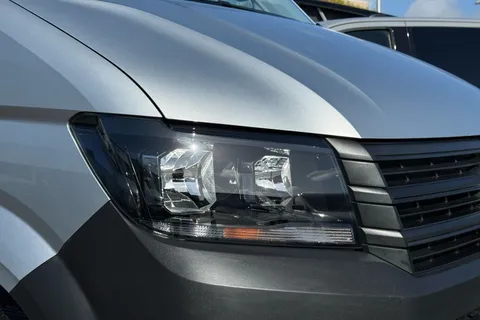 BV74UBN Volkswagen Crafter 2.0 TDI 140PS Commerce High Roof Van Thumbnail #29