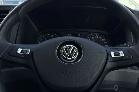 BV74UBN Volkswagen Crafter 2.0 TDI 140PS Commerce High Roof Van Thumbnail #47