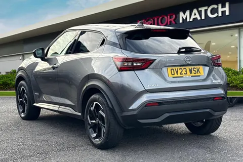 OV23WSK Nissan Juke 1.6 N-Connecta Auto Euro 6 5dr Thumbnail #3