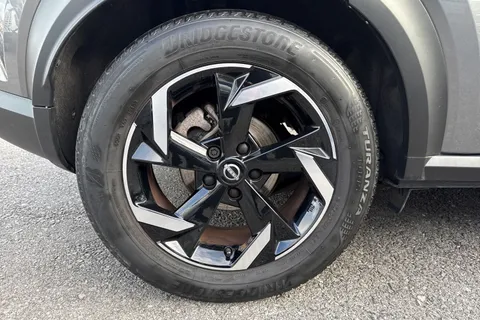 OV23WSK Nissan Juke 1.6 N-Connecta Auto Euro 6 5dr Thumbnail #13