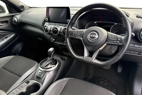 OV23WSK Nissan Juke 1.6 N-Connecta Auto Euro 6 5dr Thumbnail #19