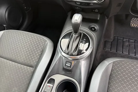 OV23WSK Nissan Juke 1.6 N-Connecta Auto Euro 6 5dr Thumbnail #24