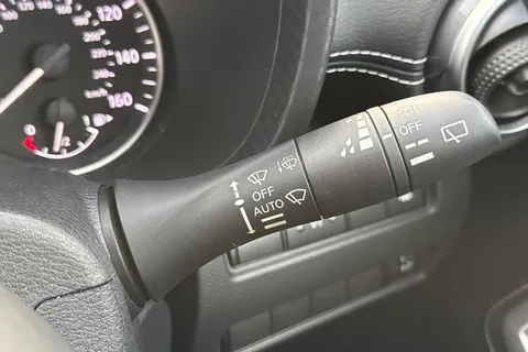 OV23WSK Nissan Juke 1.6 N-Connecta Auto Euro 6 5dr Thumbnail #39