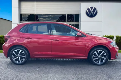 MC23URD Volkswagen Polo 1.0 Life 5dr **16' TORSBY ALLOYS + PARKING SENSORS FRONT & REAR** Thumbnail #4