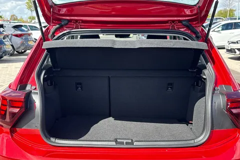 MC23URD Volkswagen Polo 1.0 Life 5dr **16' TORSBY ALLOYS + PARKING SENSORS FRONT & REAR** Thumbnail #7