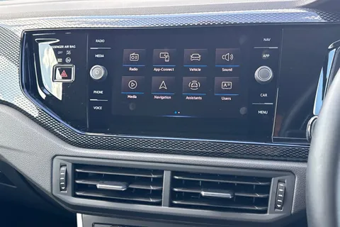 MC23URD Volkswagen Polo 1.0 Life 5dr **16' TORSBY ALLOYS + PARKING SENSORS FRONT & REAR** Thumbnail #17