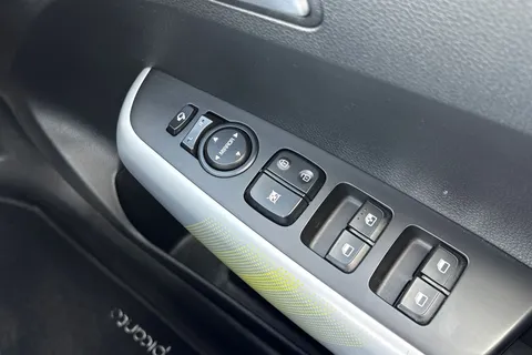 MD72PFZ Kia Picanto 1.0 DPi X-Line Euro 6 (s/s) 5dr Thumbnail #21