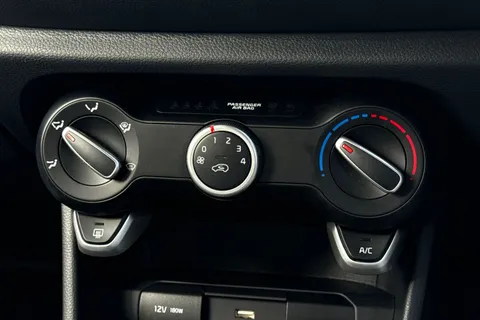 MD72PFZ Kia Picanto 1.0 DPi X-Line Euro 6 (s/s) 5dr Thumbnail #22