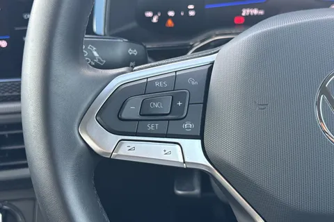 MC23URD Volkswagen Polo 1.0 Life 5dr **16' TORSBY ALLOYS + PARKING SENSORS FRONT & REAR** Thumbnail #29