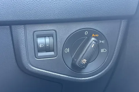 MC23URD Volkswagen Polo 1.0 Life 5dr **16' TORSBY ALLOYS + PARKING SENSORS FRONT & REAR** Thumbnail #31