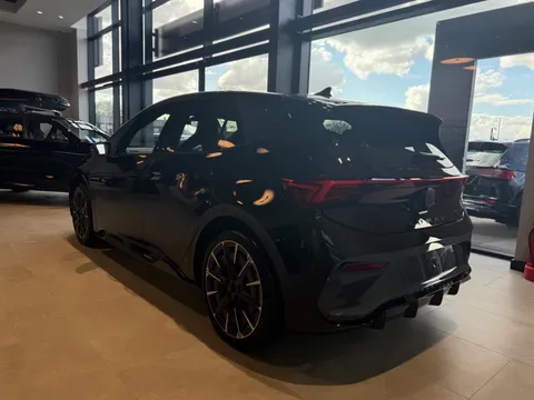  CUPRA Born e-Boost 79kWh VZ Auto 5dr Thumbnail #2