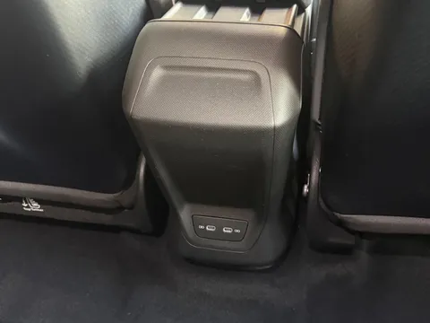  CUPRA Born e-Boost 79kWh VZ Auto 5dr Thumbnail #12