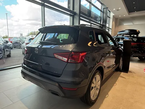  SEAT Arona 1.0 TSI FR First Edition Euro 6 (s/s) 5dr Thumbnail #3