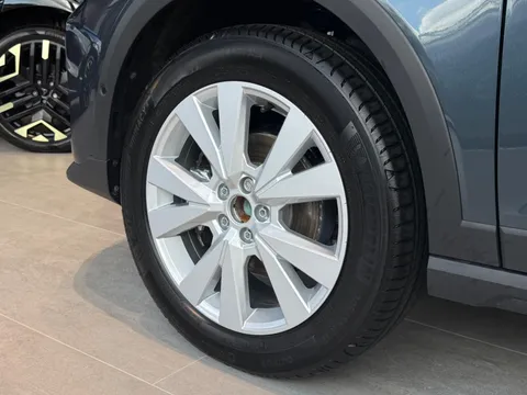  SEAT Arona 1.0 TSI FR First Edition Euro 6 (s/s) 5dr Thumbnail #9