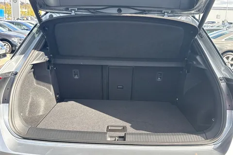 MD75DLY Volkswagen T-Roc 1.5 TSI Style Design 5dr DSG Thumbnail #7