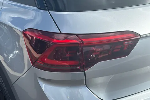 MD75DLY Volkswagen T-Roc 1.5 TSI Style Design 5dr DSG Thumbnail #8