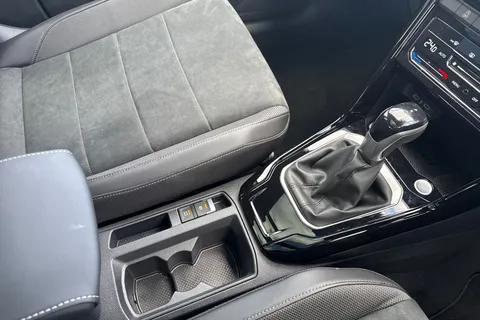 MD75DLY Volkswagen T-Roc 1.5 TSI Style Design 5dr DSG Thumbnail #23