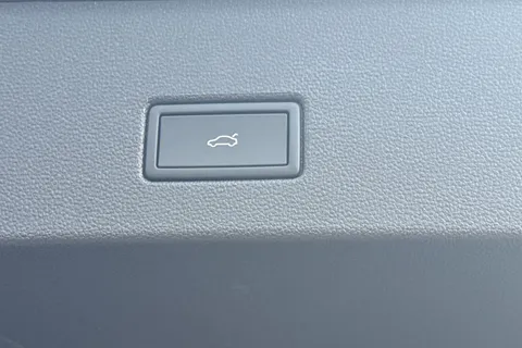 MD75DLY Volkswagen T-Roc 1.5 TSI Style Design 5dr DSG Thumbnail #26