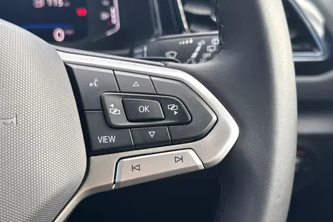 MD75DLY Volkswagen T-Roc 1.5 TSI Style Design 5dr DSG Thumbnail #33