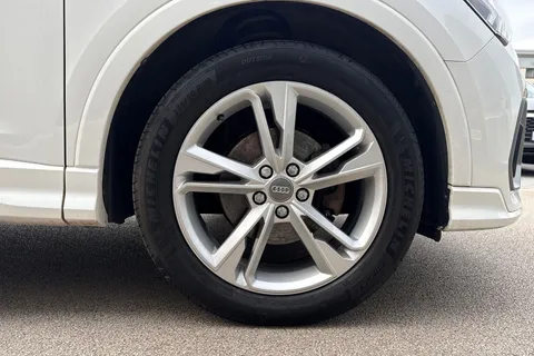 LL19KFF Audi Q3 2.0 TDI 35 S line S Tronic Euro 6 (s/s) 5dr Thumbnail #11