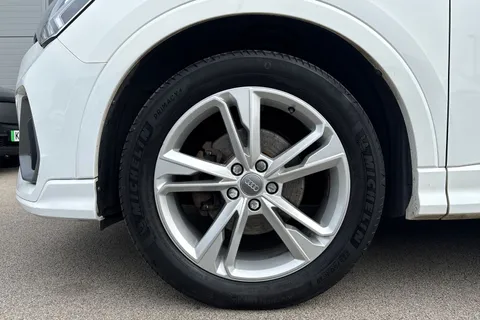LL19KFF Audi Q3 2.0 TDI 35 S line S Tronic Euro 6 (s/s) 5dr Thumbnail #12