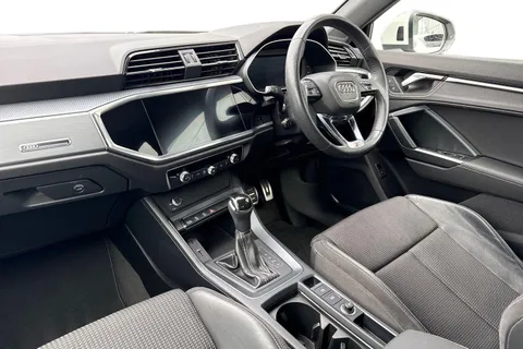 LL19KFF Audi Q3 2.0 TDI 35 S line S Tronic Euro 6 (s/s) 5dr Thumbnail #16