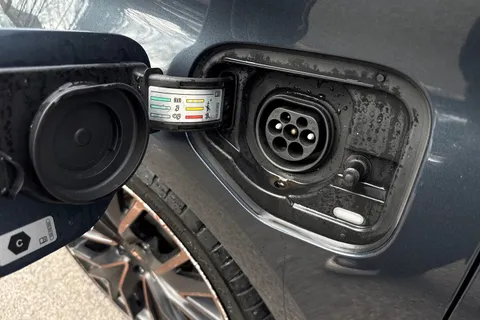 KO24YBD CUPRA Leon 1.4 eHybrid 12.8kWh VZ2 Design Edition DSG Euro 6 (s/s) 5dr Thumbnail #26