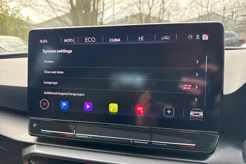 KO24YBD CUPRA Leon 1.4 eHybrid 12.8kWh VZ2 Design Edition DSG Euro 6 (s/s) 5dr Thumbnail #35