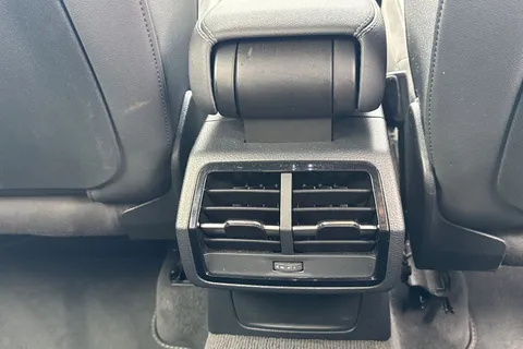 LL19KFF Audi Q3 2.0 TDI 35 S line S Tronic Euro 6 (s/s) 5dr Thumbnail #37