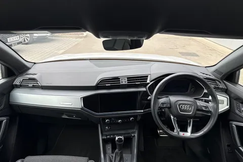 LL19KFF Audi Q3 2.0 TDI 35 S line S Tronic Euro 6 (s/s) 5dr Thumbnail #38