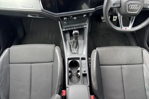 LL19KFF Audi Q3 2.0 TDI 35 S line S Tronic Euro 6 (s/s) 5dr Thumbnail #39