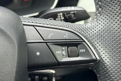 LL19KFF Audi Q3 2.0 TDI 35 S line S Tronic Euro 6 (s/s) 5dr Thumbnail #51