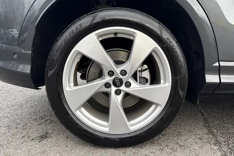 PF75YGO Audi Q5 SUV S line e-hybrid quattro 299 PS S tronic Thumbnail #11