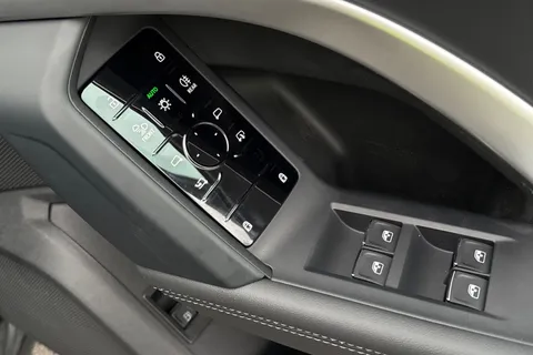PF75YGO Audi Q5 SUV S line e-hybrid quattro 299 PS S tronic Thumbnail #21