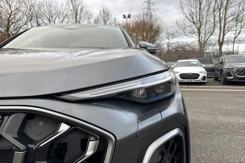 PF75YGO Audi Q5 SUV S line e-hybrid quattro 299 PS S tronic Thumbnail #25