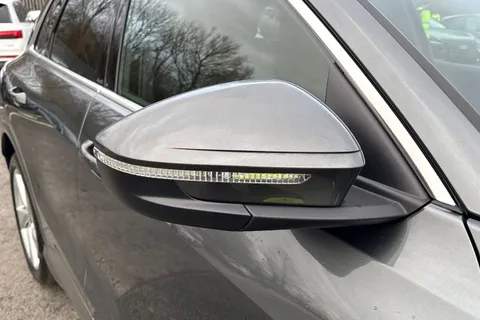 PF75YGO Audi Q5 SUV S line e-hybrid quattro 299 PS S tronic Thumbnail #30