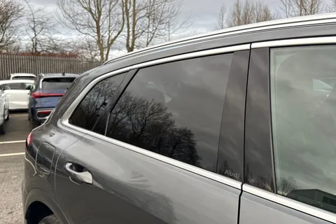 PF75YGO Audi Q5 SUV S line e-hybrid quattro 299 PS S tronic Thumbnail #31