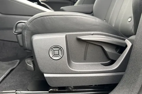 PF75YGO Audi Q5 SUV S line e-hybrid quattro 299 PS S tronic Thumbnail #45