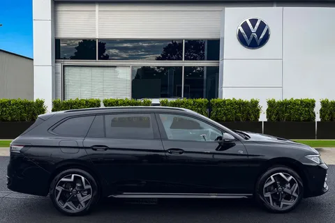  Volkswagen Passat 1.5 eTSI MHEV R-Line DSG Euro 6 (s/s) 5dr Thumbnail #4