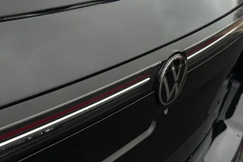  Volkswagen Passat 1.5 eTSI MHEV R-Line DSG Euro 6 (s/s) 5dr Thumbnail #31