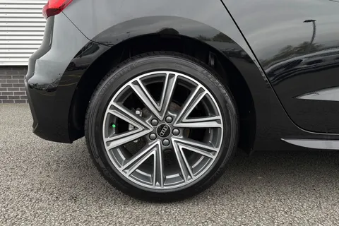 Audi A1 1.0 TFSI 30 S line Sportback S Tronic Euro 6 (s/s) 5dr Thumbnail #11
