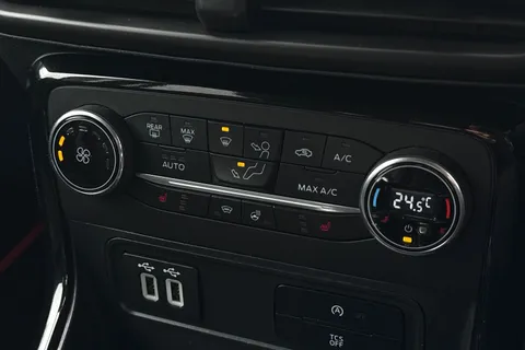 LA19DJD Ford Ecosport 1.0T EcoBoost ST-Line Euro 6 (s/s) 5dr Thumbnail #20