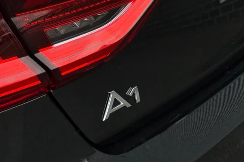 Audi A1 1.0 TFSI 30 S line Sportback S Tronic Euro 6 (s/s) 5dr Thumbnail #42