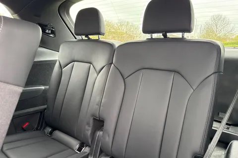KT25ZDU Audi Q7 SUV  Black Edition 50 TDI quattro 286 PS tiptronic Thumbnail #47