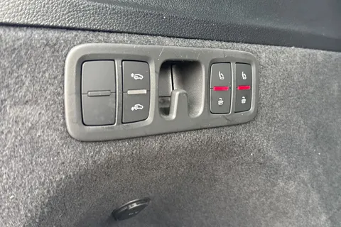 KT25ZDU Audi Q7 SUV  Black Edition 50 TDI quattro 286 PS tiptronic Thumbnail #49