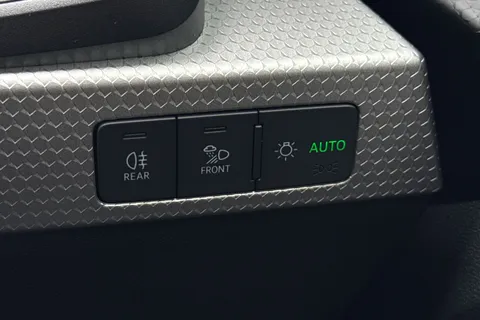 Audi A1 1.0 TFSI 30 S line Sportback S Tronic Euro 6 (s/s) 5dr Thumbnail #54